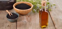 Ancient Medicine: Black Seed Oil’s 21 Powerful Health Benefits