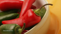 Compounds in chili, ginger found to slash risk of lung cancer