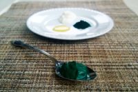 How To Make A Superfood Spirulina Face Mask For Blemish Free Skin