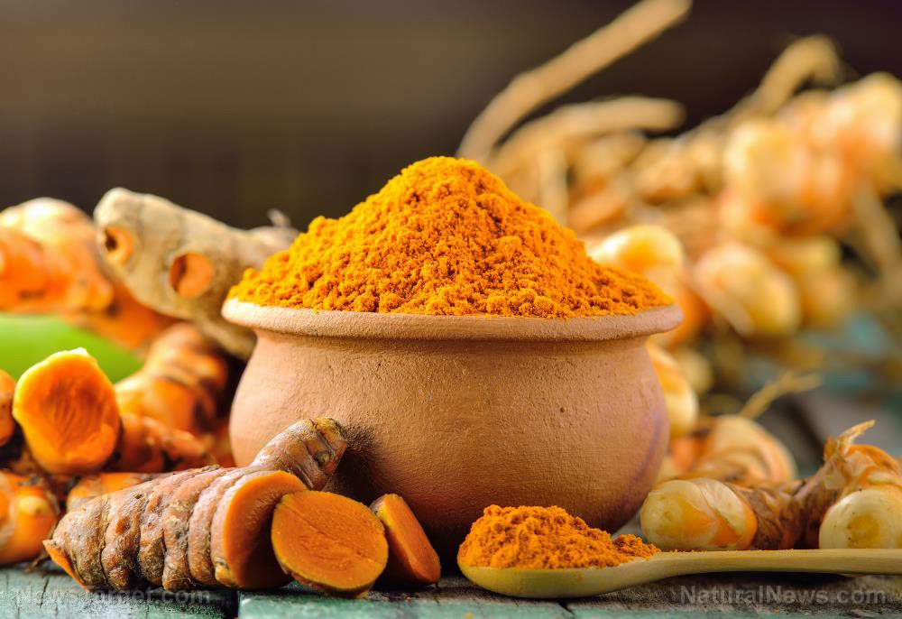Turmeric tea can improve your health in at least six ways