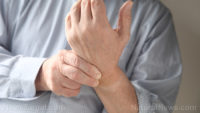 You can lessen the severity of rheumatoid arthritis with reflexology